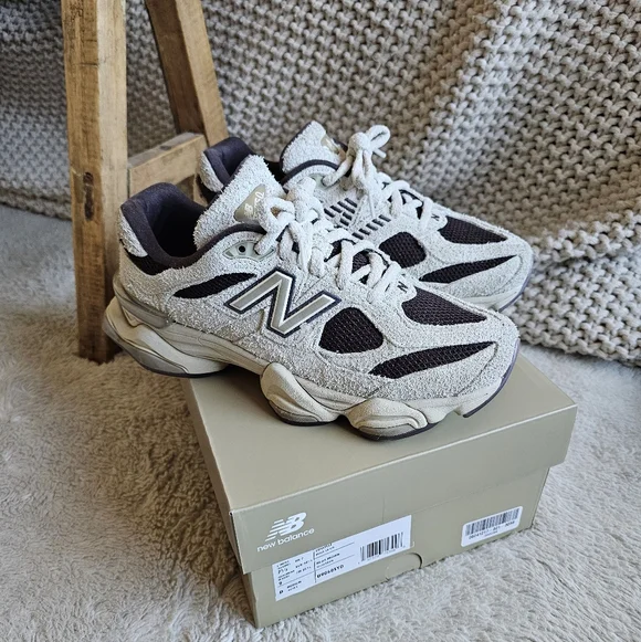 New Balance 9060 - Picture 4 of 13